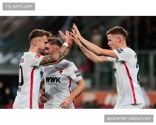 数据背后的趋势:更多球队在三月启用“控球前锋”发起进攻 数据背后的趋势:更多球队在三月启用“控球前锋”发起进攻